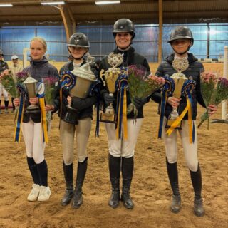 🌟 Klubbmästare 2026 🌟

Ridskola junior: Olivia Halvarsson 
Ridskola senior: Malin Wåhlstedt 
Privat ponny: Thea Lindfors 
Privat häst: Alva Gillgren 

Stort grattis!! 🥳